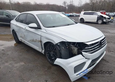 2019 Volkswagen Jetta 1.4T S z USA, uszkodzony, nr VIN 3VWN57BU4KM007398